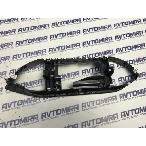 Кронштейн информационного дисплея Peugeot 308 2013-2021 9678493277
